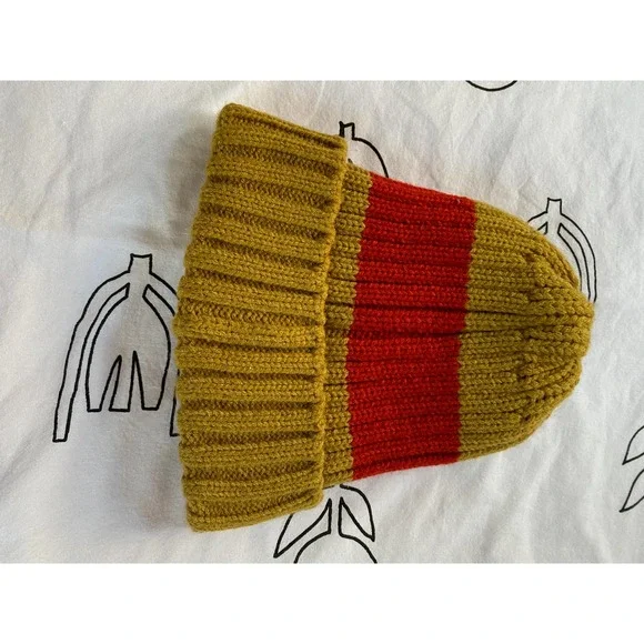 Eddie Bauer Cable Knit Fleece Lined Hat - Picture 3 of 5